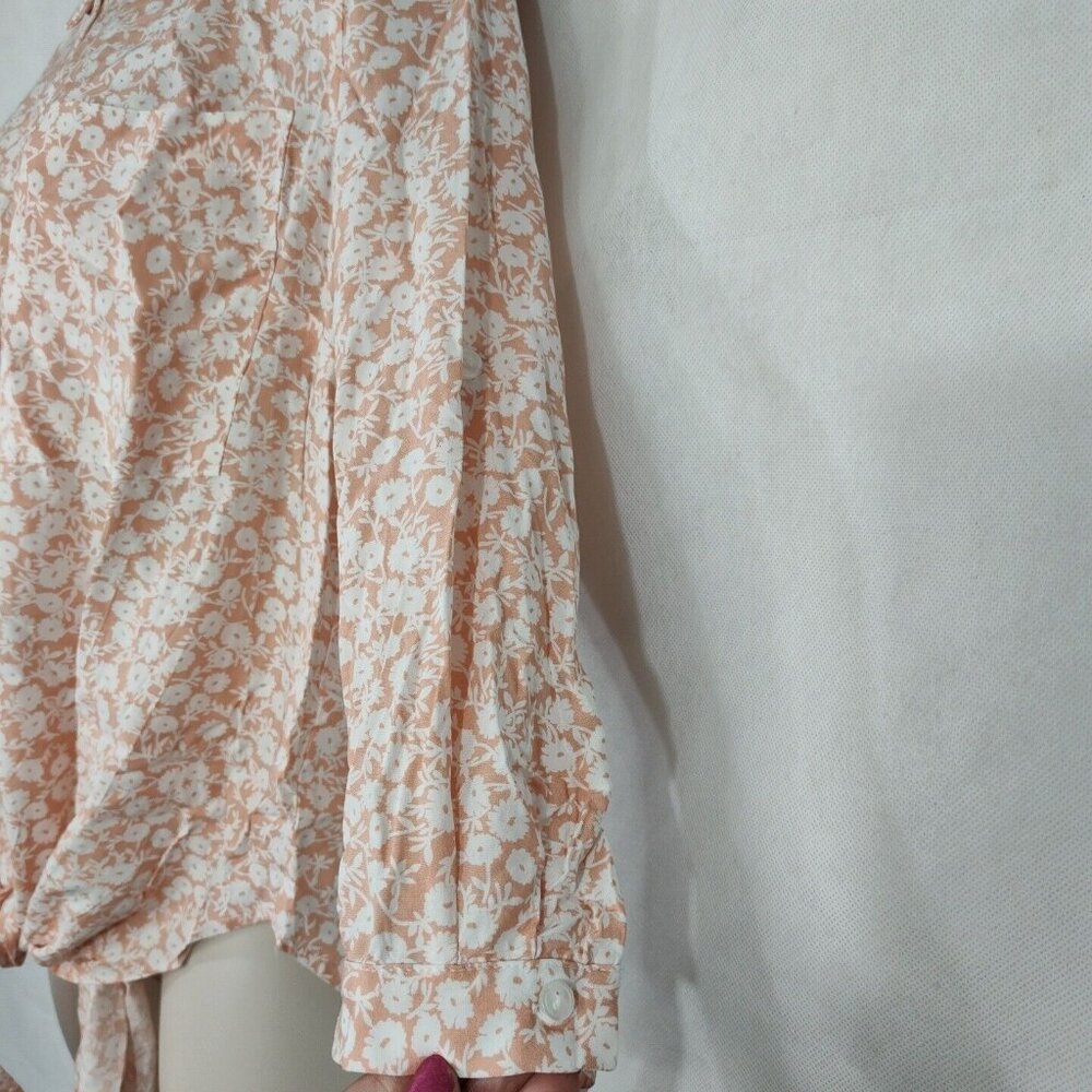 Lost Wander Button Up Tie Front Top Women Size S Pink White Floral 3/4 Sleeve - Picture 5 of 9